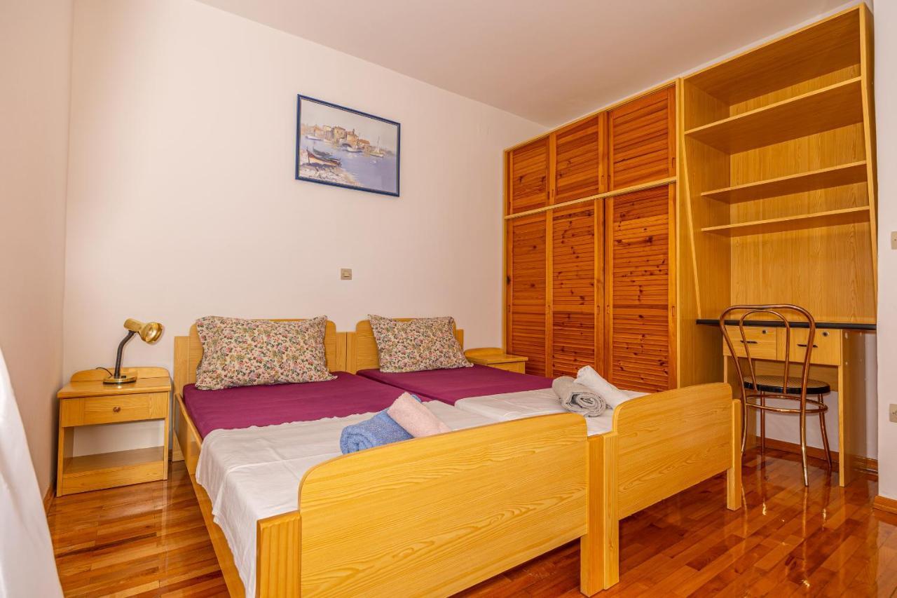 Apartments Francoise Цриквеница Экстерьер фото