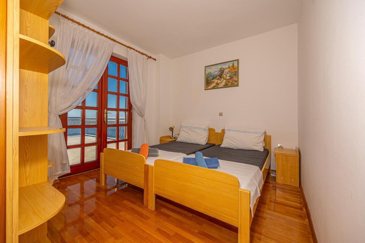 Apartments Francoise Цриквеница Экстерьер фото